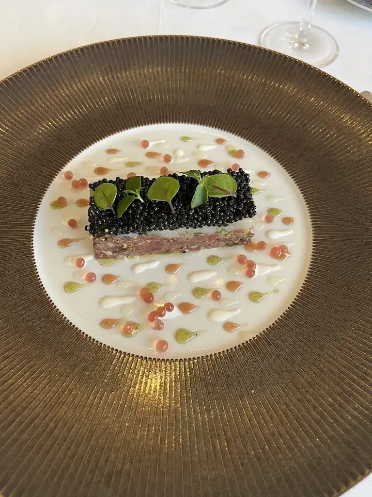 Katherine Bondy_Hostellerie Restaurant Les Gorges de l'Aveyron_Bruniquel_review