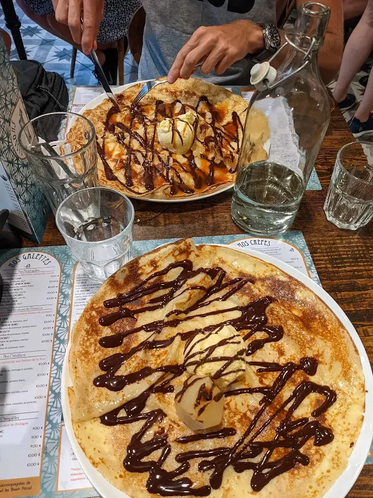 Zach H_Les delices de la Tour_Langogne_review