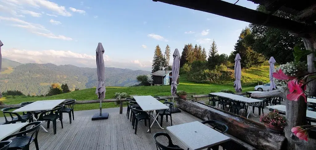 Les Chevrelles_Gets_slider_image_1