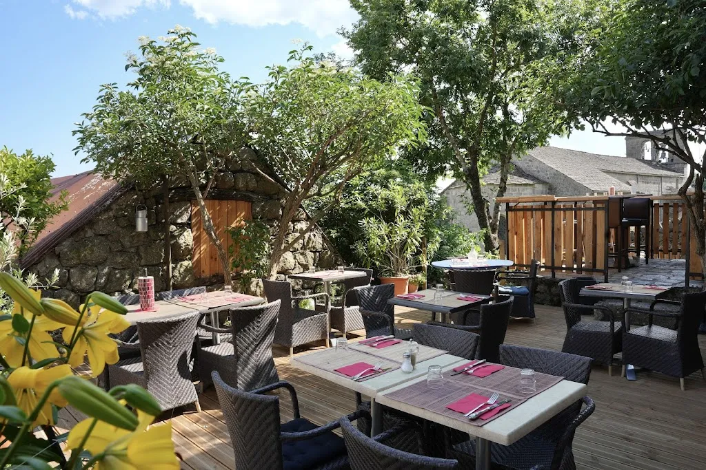Restaurant Cambuse_Lozère_slider_image_1