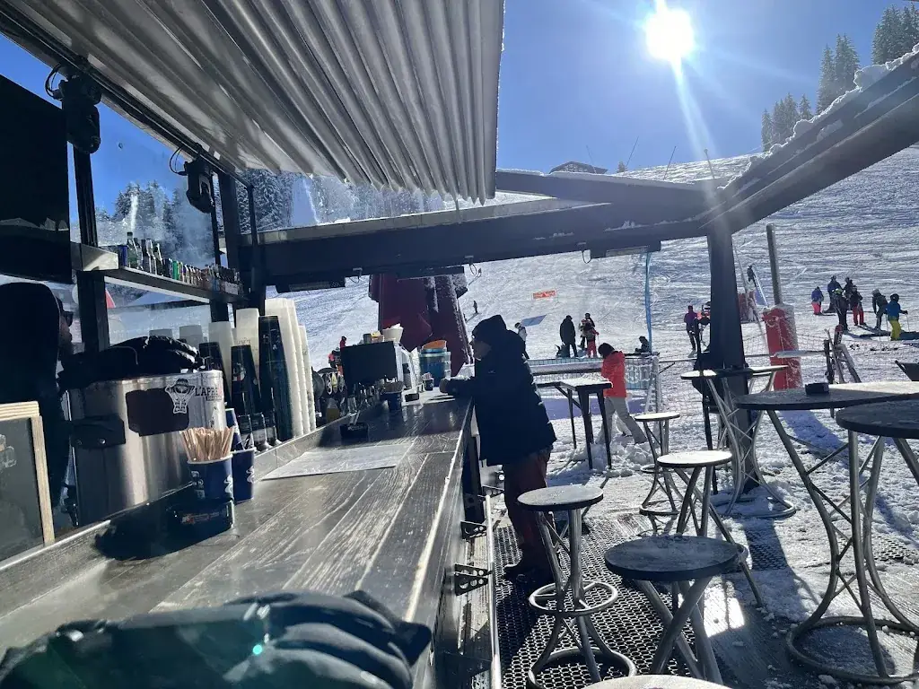 Anish S_L'Aprèski Bar Resto - Les Gets_Gets_review