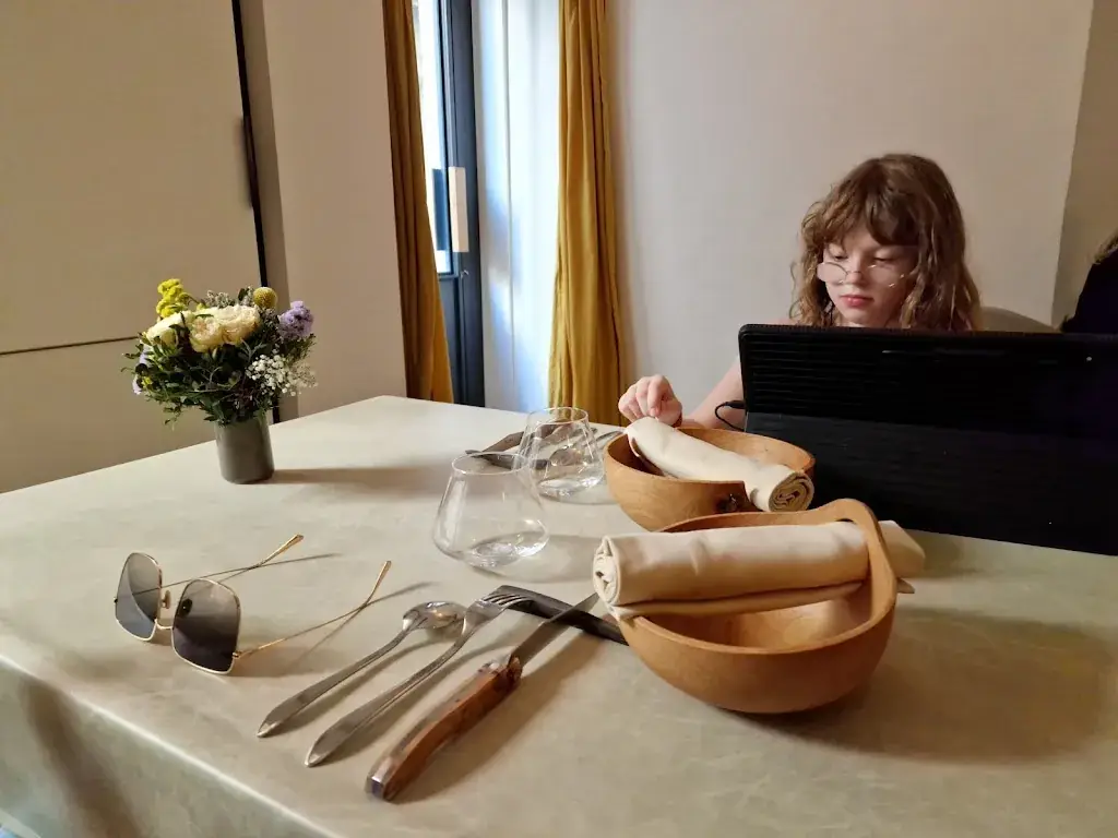 Pastis Restaurant_Montpellier_slider_image_1