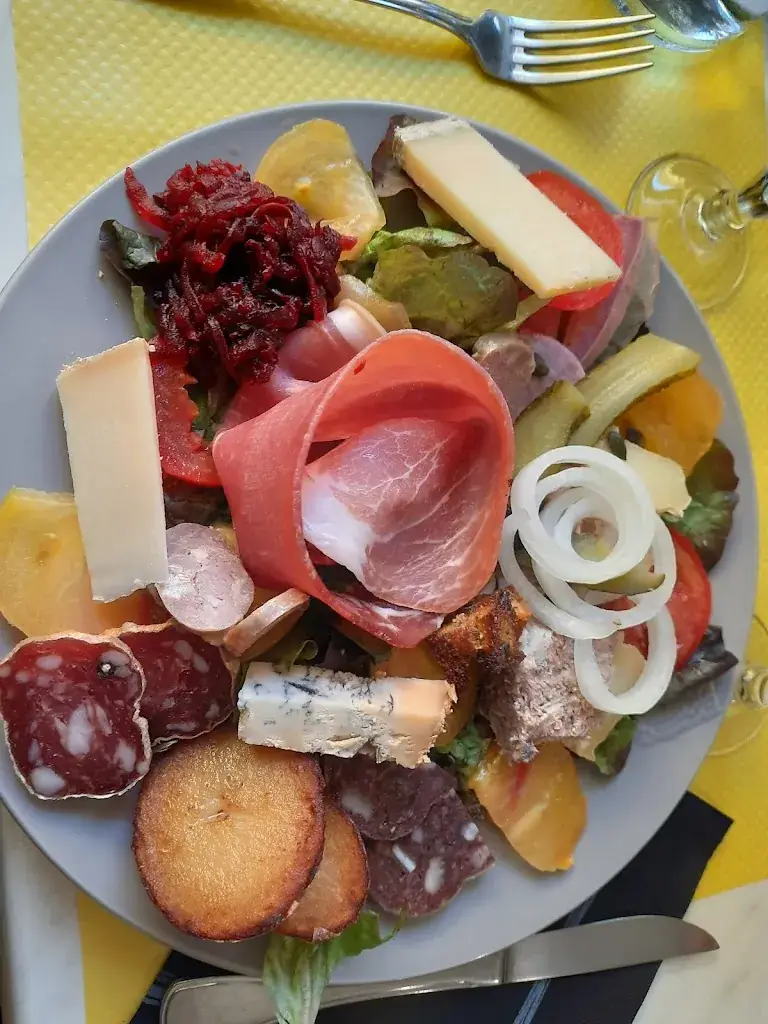 Marielle Vidal_Café Restaurant des Promenades chez Valérie_Dourgne_review