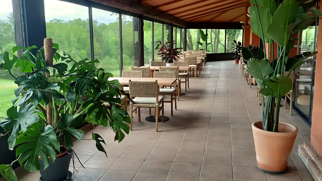 Estolosa le restaurant_Drémil-Lafage_slider_image_1