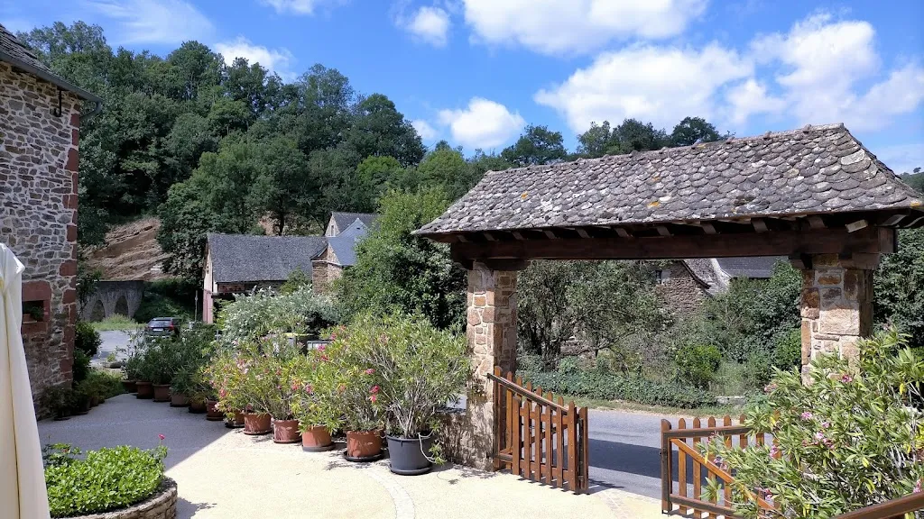 Blue Kate_Restaurant Les Planques_Balsac_review