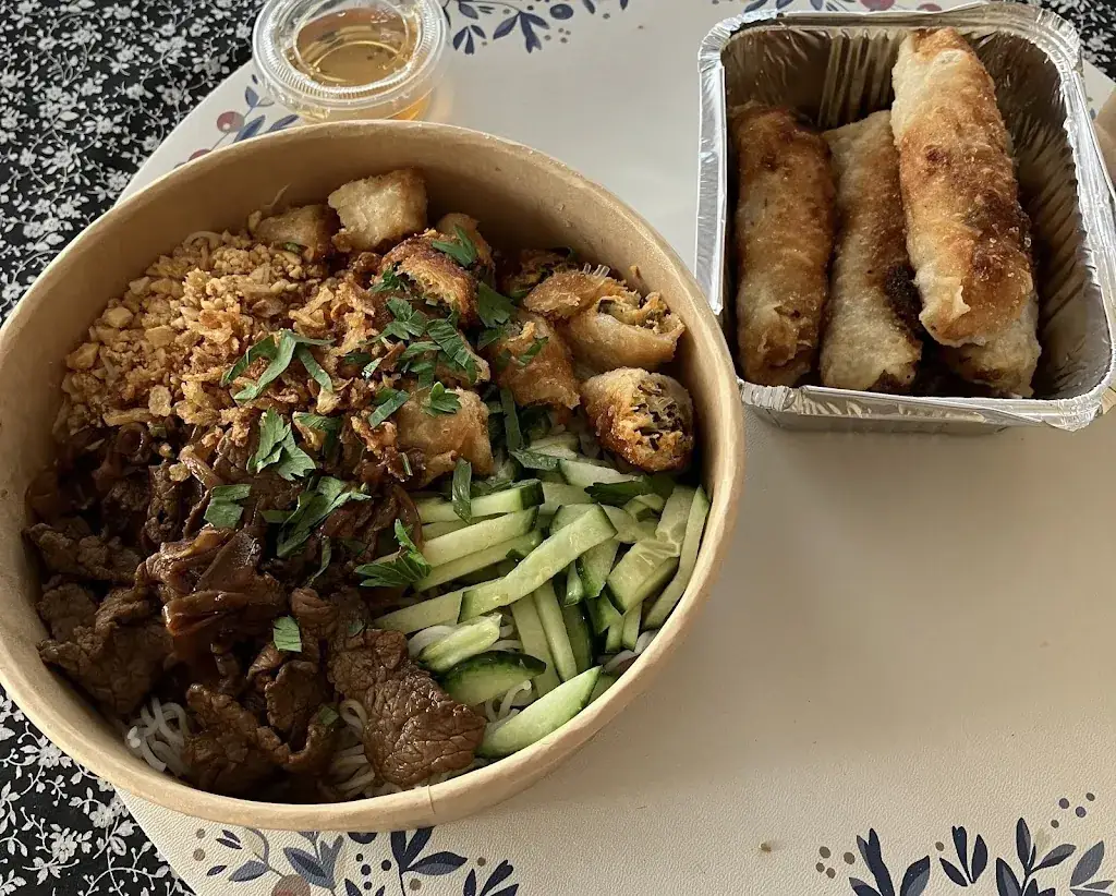 Menu_Fusion of Asia_Eaunes_image_2