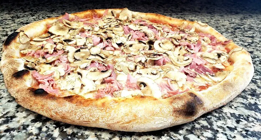 Menu_Pizza Carina_Eaunes_immagine_8