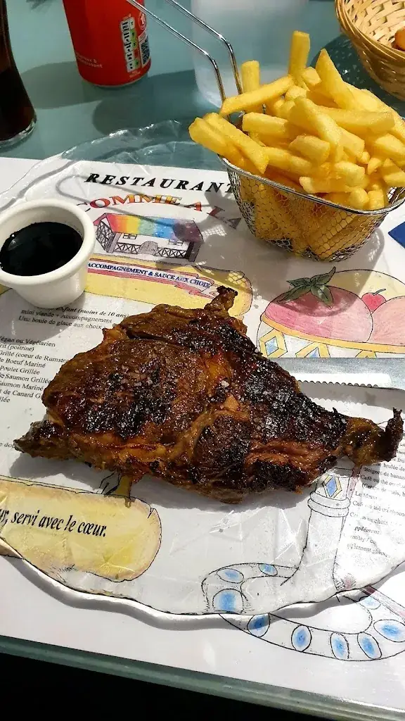 Jorge Regueiro Penado_Comme à la M_Muret_review