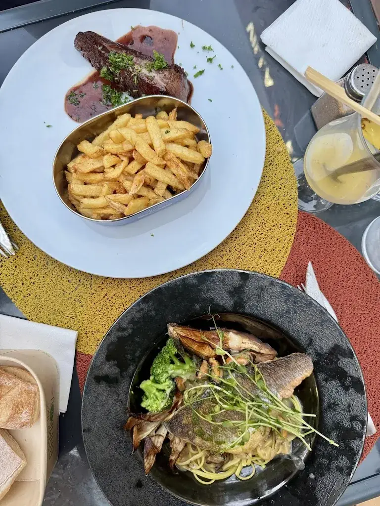 Fitia Rakotondramaro_La Villa Romana_Labarthe-sur-Lèze_recensione