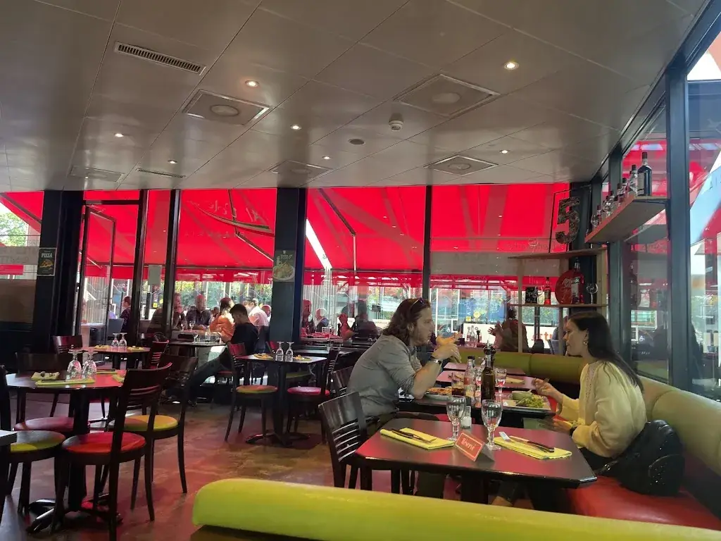 Felipe Buitrago_Al Volo Pizzeria_Grand-Saconnex_review