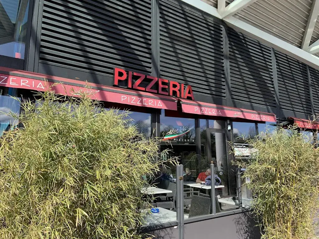 Al Volo Pizzeria_Grand-Saconnex_slider_image_1