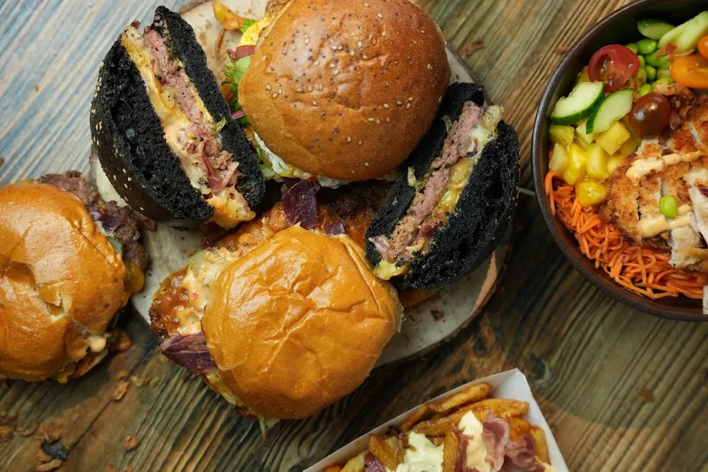 BLACK PEARL CUGNAUX_Cugnaux_slider_image_3