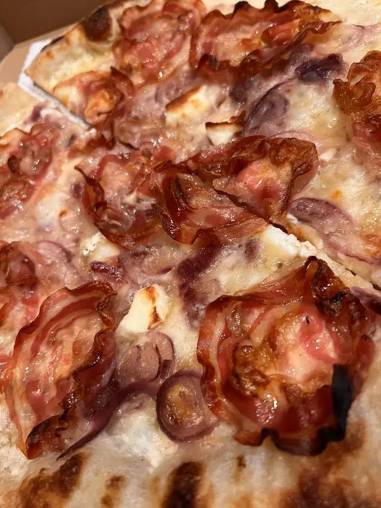 Clara Minutti_Le Petit Napoli Cugnaux_Cugnaux_review