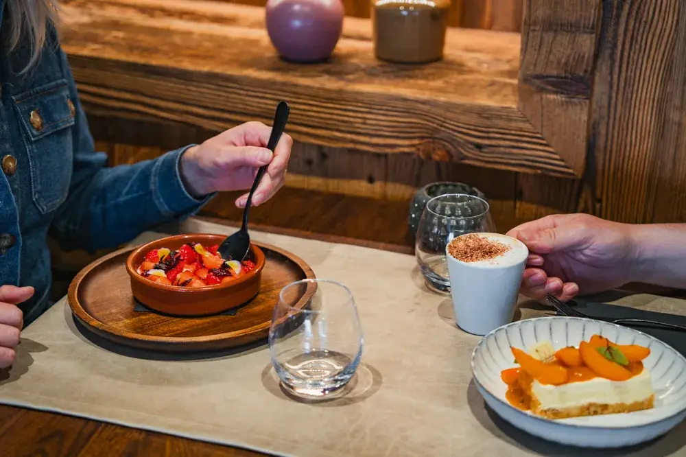 Vina Annapurna - Restaurant Les Gets_Gets_slider_image_2