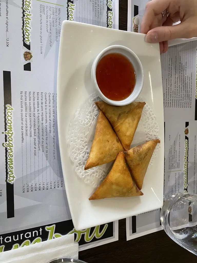 Julie Oustric_Le Bambou_Cugnaux_review