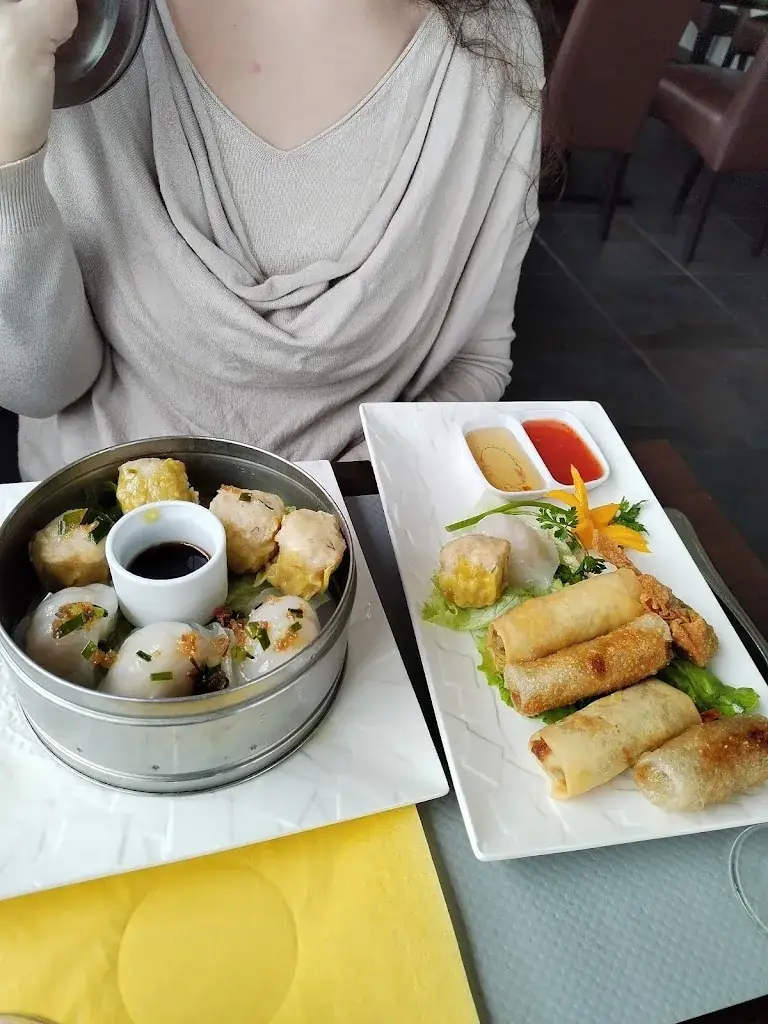 Flo Lan_Vietthai_Frouzins_review