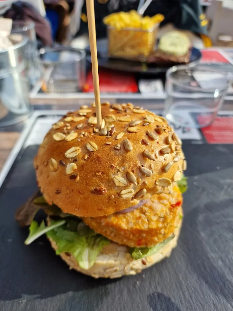 Menu_La D'Z Restaurant_Gets_image_3