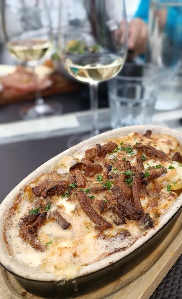 Laurence BIJA_La D'Z Restaurant_Gets_review