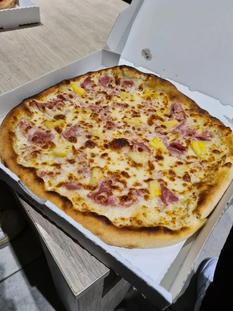 Menu_Le Petit Napoli Villeneuve-Tolosane_Villeneuve-Tolosane_image_7