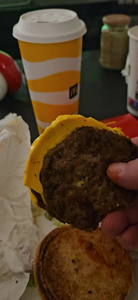 McDonald's_Cugnaux_slider_image_2