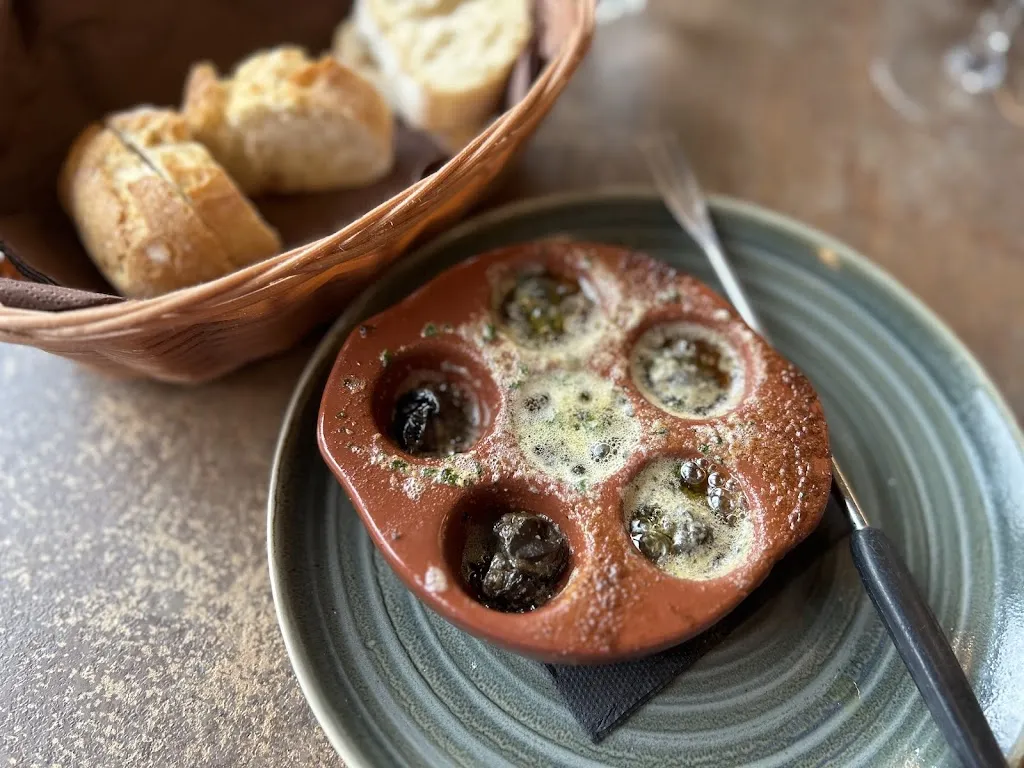 Tiffany Weber_Brasserie Du Centre_Gets_review