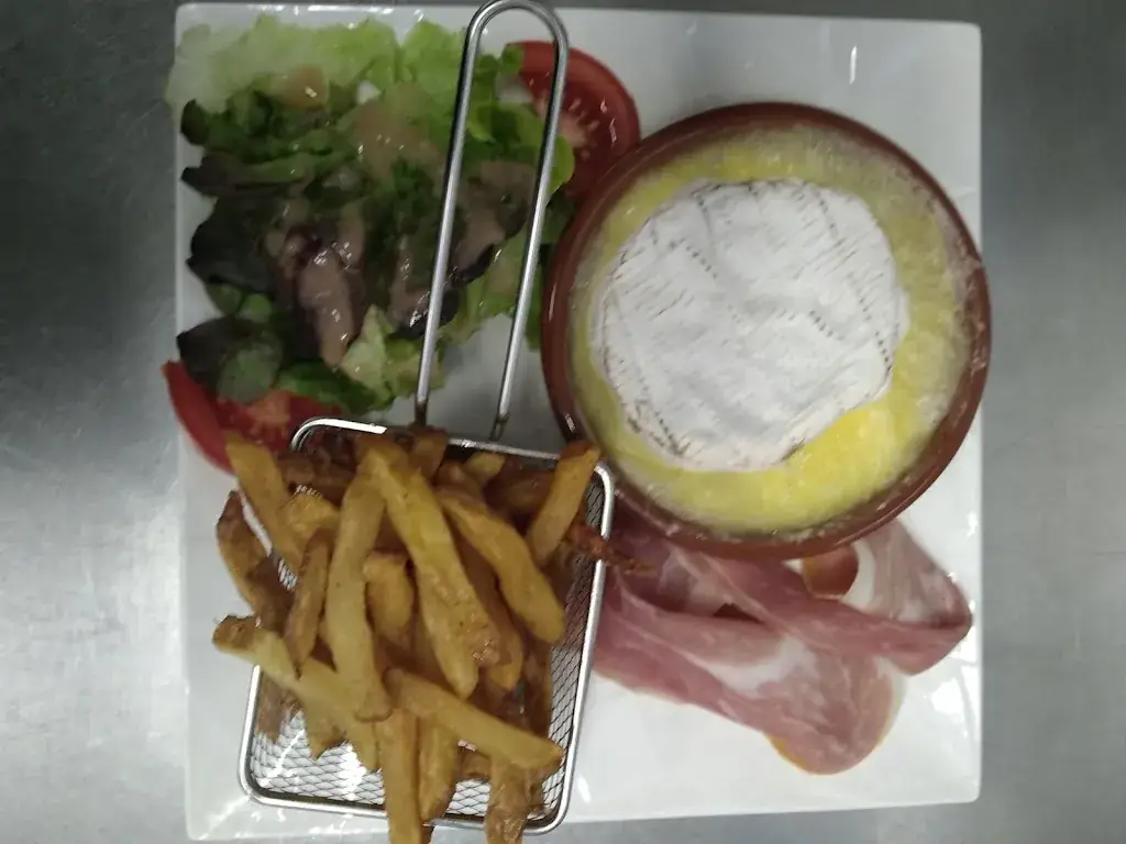 LE DIVAN_Eauze_slider_image_2