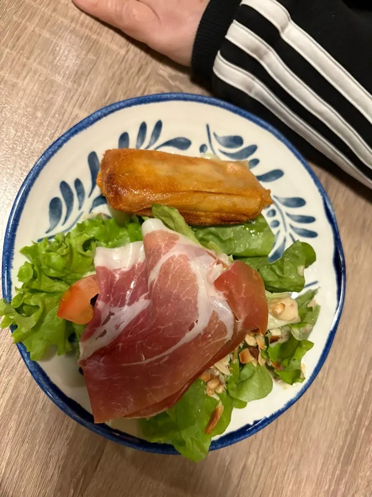 Florence Chivrac_La Casa_Espalion_review