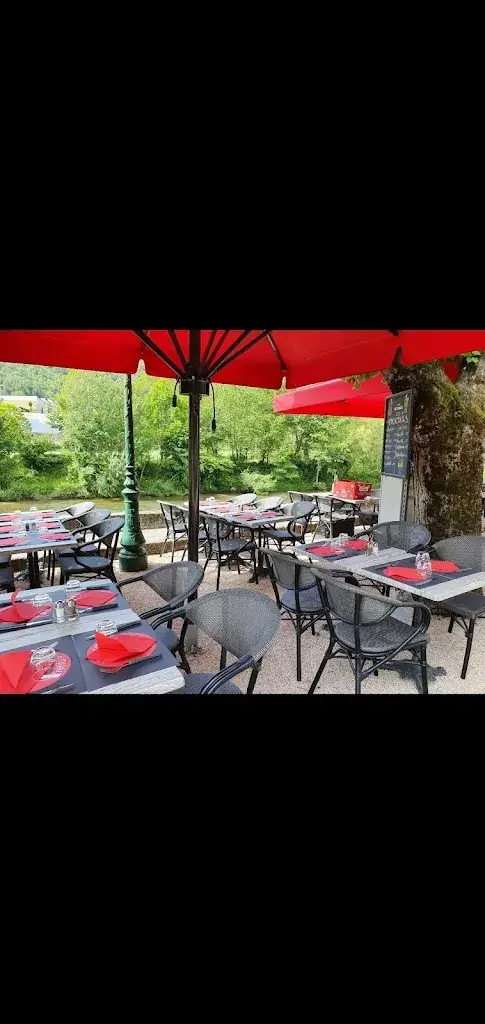 Le Quai West_Entraygues-sur-Truyère_slider_image_1