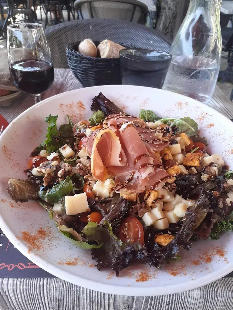 Le Quai West_Entraygues-sur-Truyère_slider_image_2