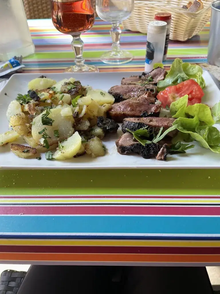 Menu_L'indépendance_Entraygues-sur-Truyère_immagine_7