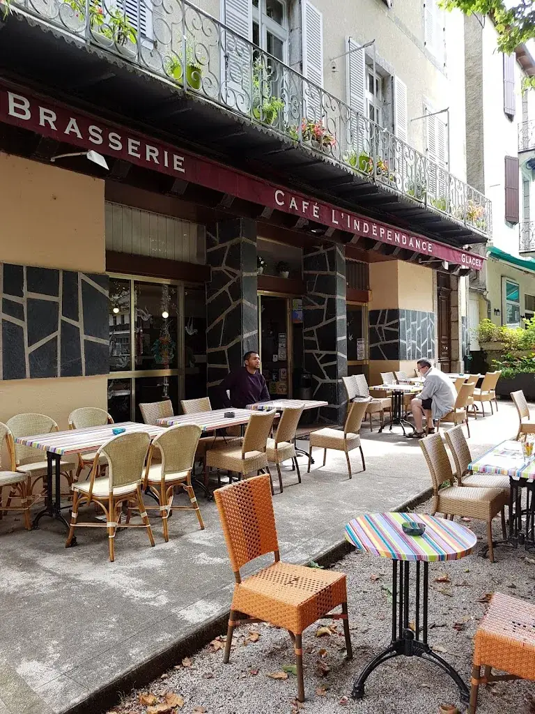 L'indépendance_Entraygues-sur-Truyère_slider_image_3