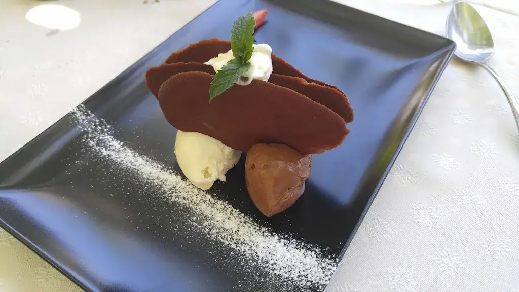 Angelia Renee_Chambre d'hôtes Restaurant Auberge du Fel_Fel_review