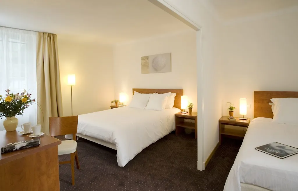 Logis Hôtel la Rivière_Entraygues-sur-Truyère_slider_image_2