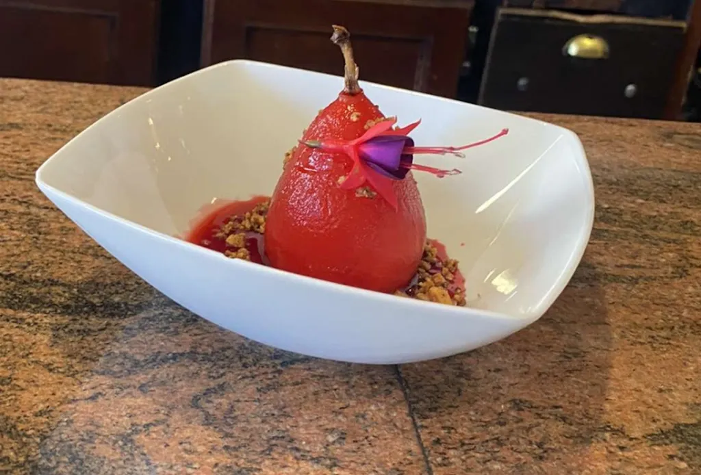 L'Auberge Fleurie restaurant in Nayrac