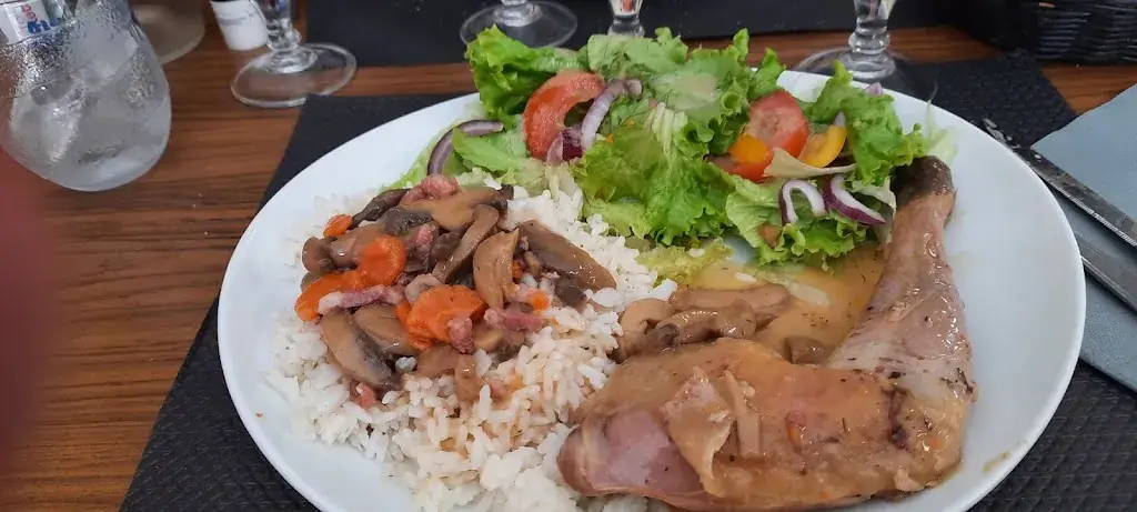 Mira Budzyn_Stewil - Brasserie Restaurant_Estagel_recensione