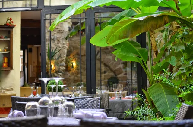 Les Calicots restaurant in Fabrezan