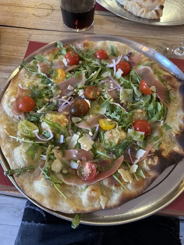 Jan Servaes_L'Heureux Tour_Fabrezan_review