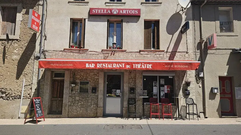 Café du Théâtre restaurant in Fabrezan