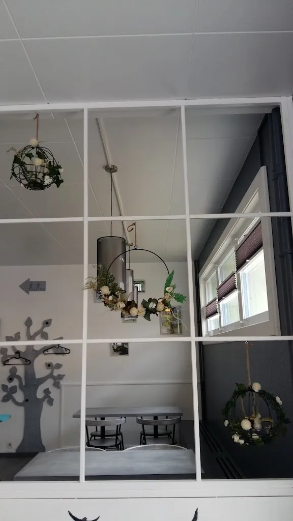 Fleury Bar_Sainte-Croix_slider_image_3