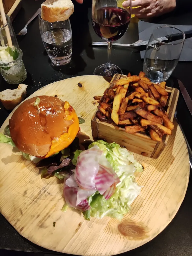 Menu_Restaurant La Biskatcha_Gets_image_7