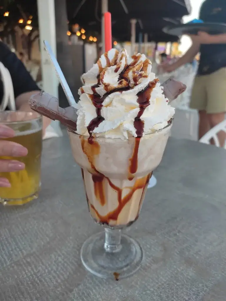 Rilou Bastien_Bisou_Fleury_review