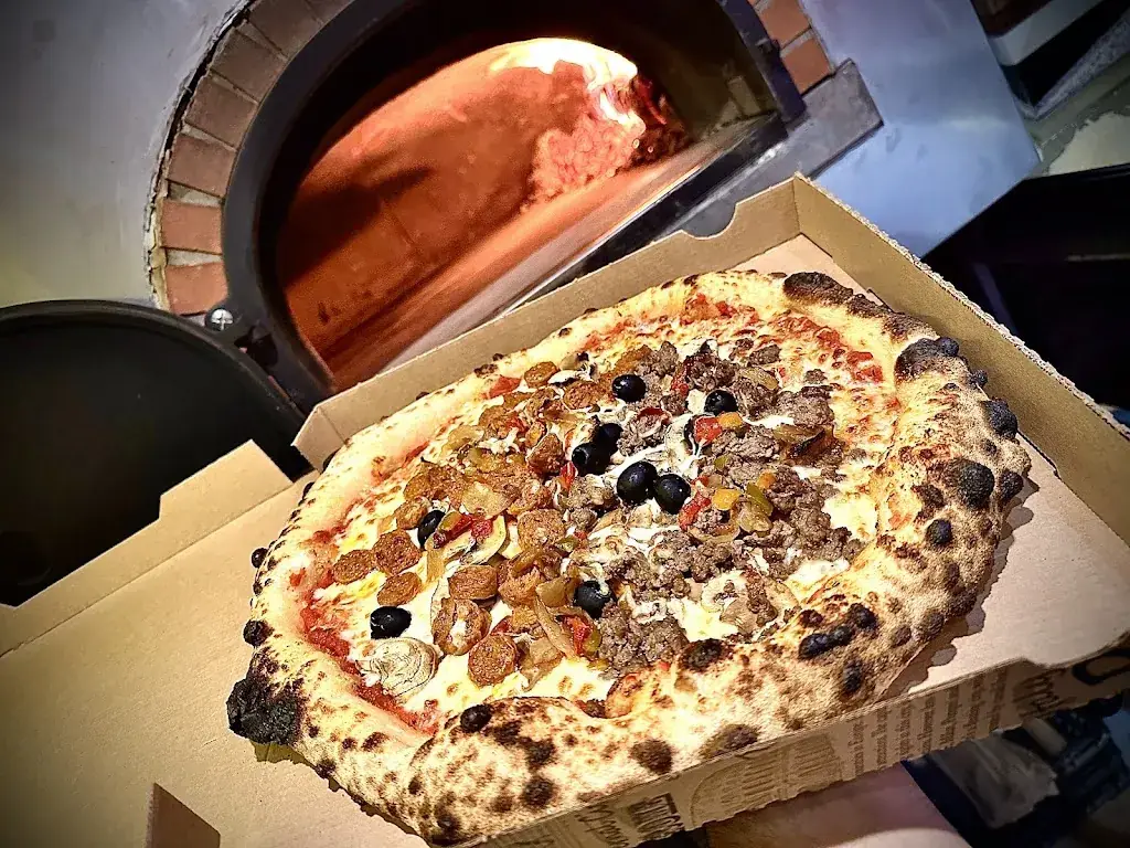 Saveurs Pizzas Florensac_Florensac_slider_image_3