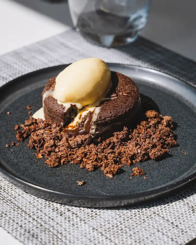 Le Kabestan_Flourens_slider_image_3