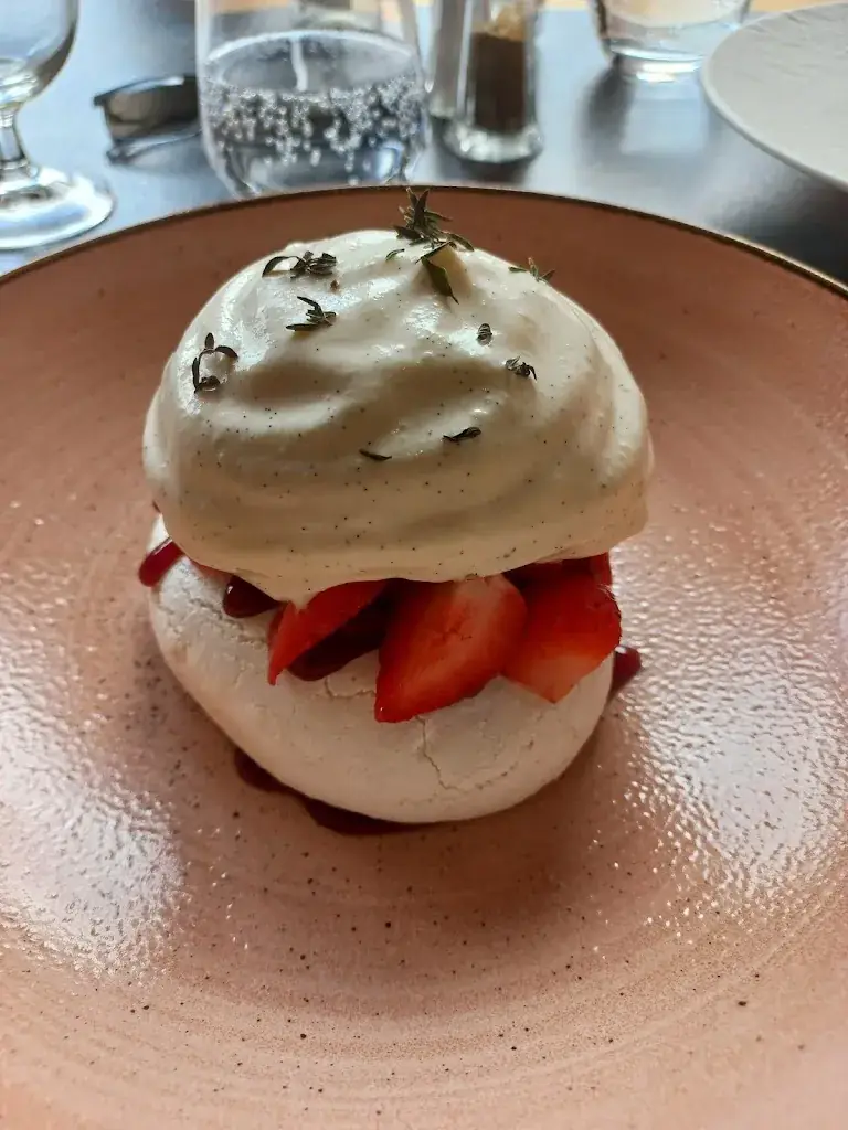 Bistrot De La Pointe Percée_Grand-Bornand_slider_image_3