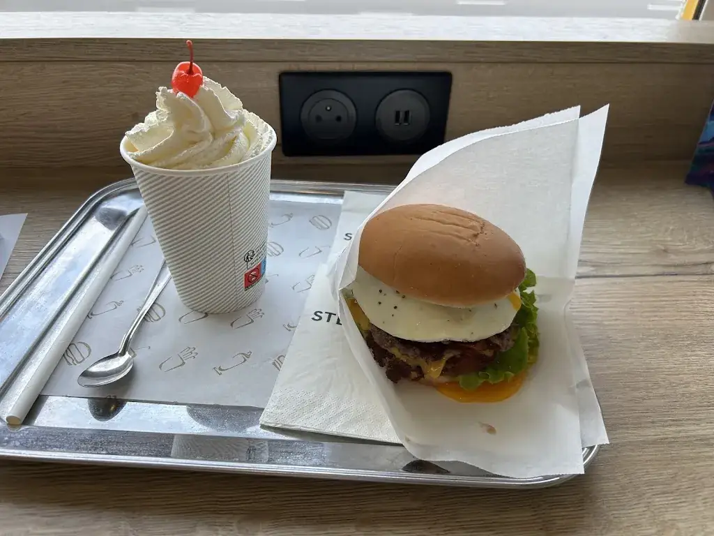 Steak ‘n Shake_Fabrègues_slider_image_2