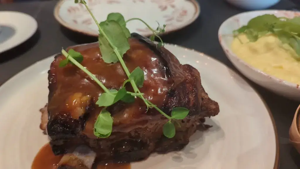 Le Cent 74 Grill Mountain_Grand-Bornand_slider_image_2