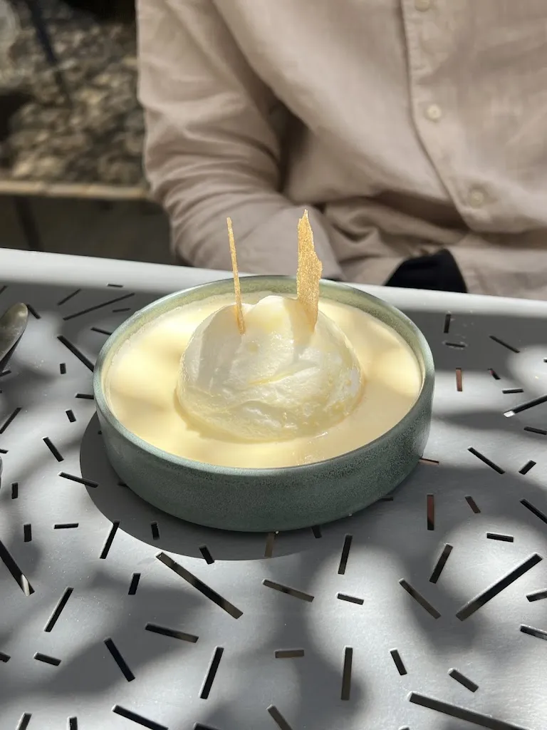 Alexandre_The Suspended Time_Saint-Jean-de-Védas_review