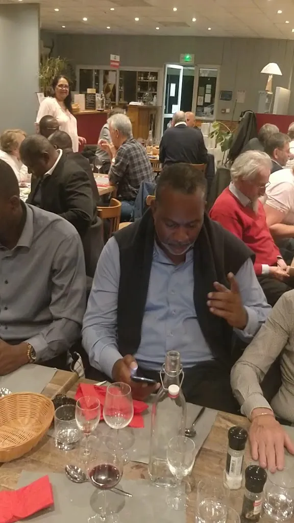 Fourchette & Tire-Bouchon_Saint-Jean-de-Védas_slider_image_2