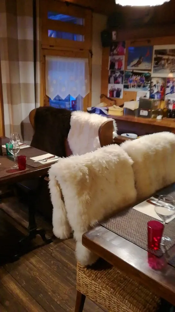 Restaurant Bar d'ambiance Le Dérapage, Grand Bornand/Chinaillon_Grand-Bornand_slider_image_2