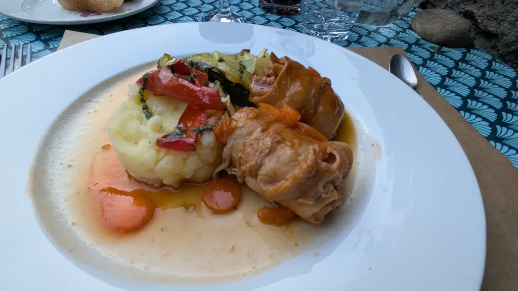 Isa Quiviger_Auberge Cévenole_Rivières_review